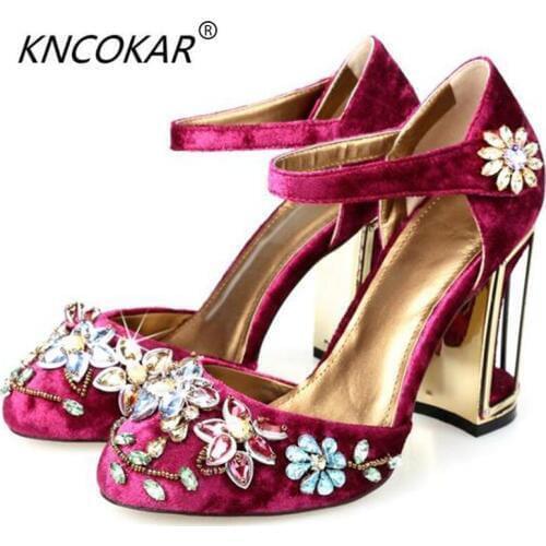 Spring 2017 fashion womens shoes high-heeled sandals, thick with one word with female fashionable nightclub new sexy shoes