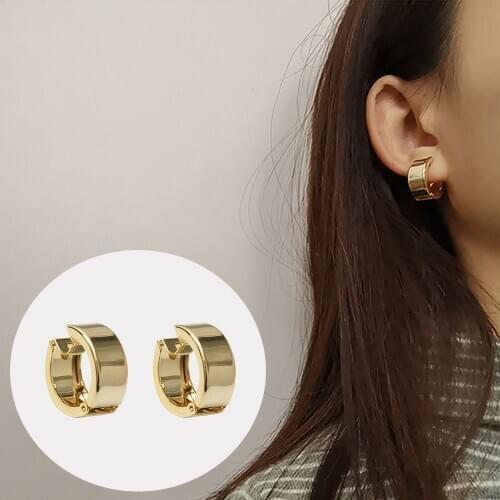 Gold Sliver Color Metal Small Hoop Earrings for Women Modern Piercing Huggies Earring Minimalist Round Hollow Fashion Jewelry