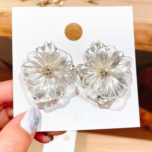 Transparent Statement Flower Stud Earrings Korean 2020 Trend Earrings Women Fashion Wholesale Earrings Jewelry Female Ear Studs