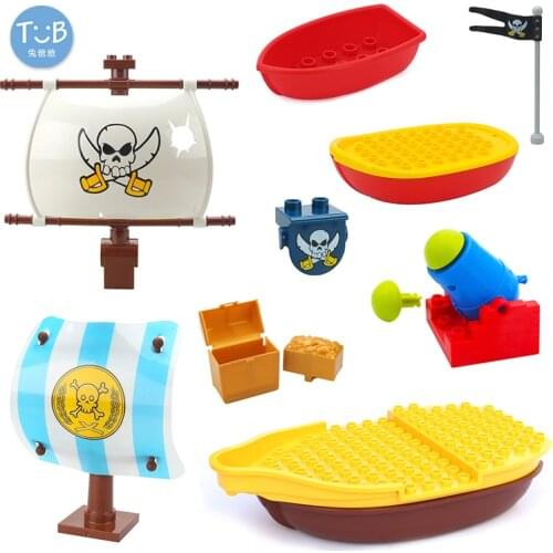 Big Building Block Carib Treasure War Pirate Ship Model Accessories Diy high-tech Big Size Brick Captain Jack Toy Set Baby Gift