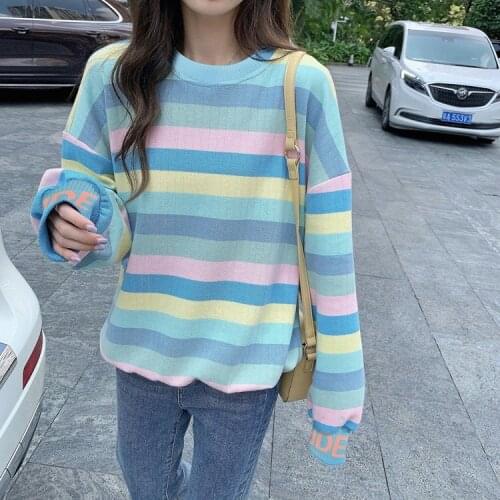 Fuyubetter Women's Sweatshirts