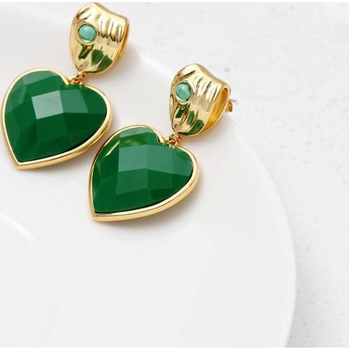 Earrings female European and American new niche design heart earrings retro literary temperament earrings female