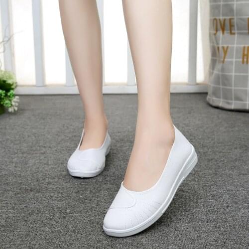 Cloth Flats Shoes Female Spring White Hospital Nurse Shoes Soft Bottom Comfortable Work Single Shoe Casual Flats Loafers Shoes