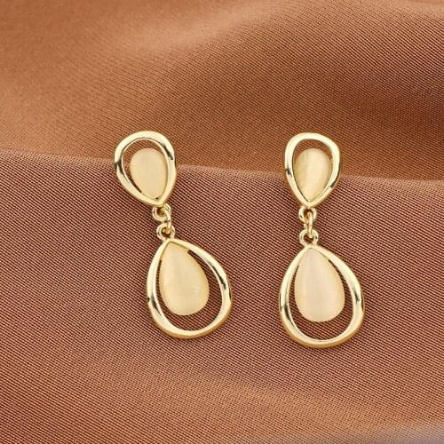 Trend Womens Earrings Punk Retro Ear Stud Luxury Accessories Woman Korean Fashion Goth Fine Women Earring Vintage Jewelry