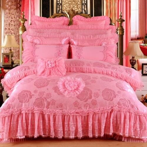 2018 Silk Cotton Satin Jacquard devoted love Luxury Wedding Bedding Set Lace Duvet Cover Set Bedspread Queen King 4/6/8/10pcs