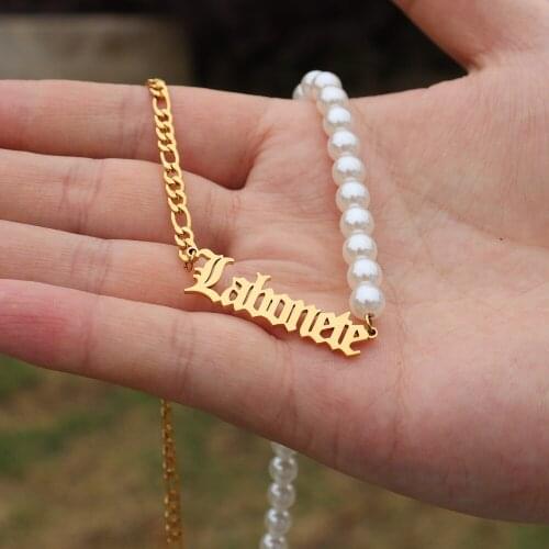 Imitation Pearl Name Necklace Personalized Choker Pearl Chain Old English Letter Custom Name Necklace Goth Jewelry For Women