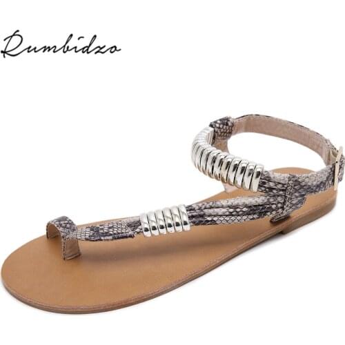 Rumbidzo Women Flats Sandals Summer Beach Shoes Thong Toe Flip Flops Buckle Strap Flat Heels Sequins Sandalias