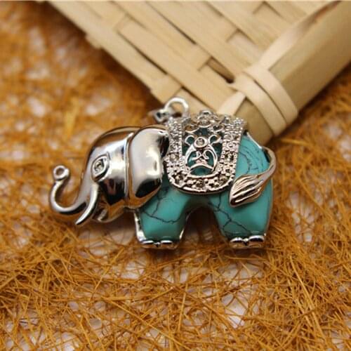 12pcs Natural Stone elephant pendant animal design Necklace Pendants Amulet Quartz Treat Crystal Charm for Jewelry Making Free