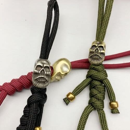 Hollow Copper Pendant Bearded Skull Statue Mini Hanging Ornament Jewelry Decor for DIY Keychain Cord M56