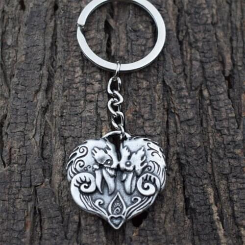 12pcs Ravens In Love Heart Pendant Crow Bird Animal Keychain Lovers Couples Jewelry Valentine 's Gift