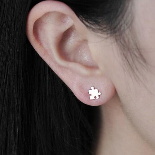 Janedream Stud Earrings