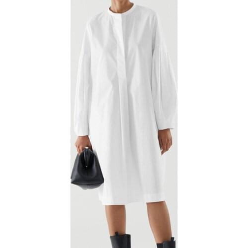 2021 Autumn Women O-Neck Loose Knee-Length Robe Long Puff Sleeve Back Pleated Fashion Solid Color Shirt Dresses