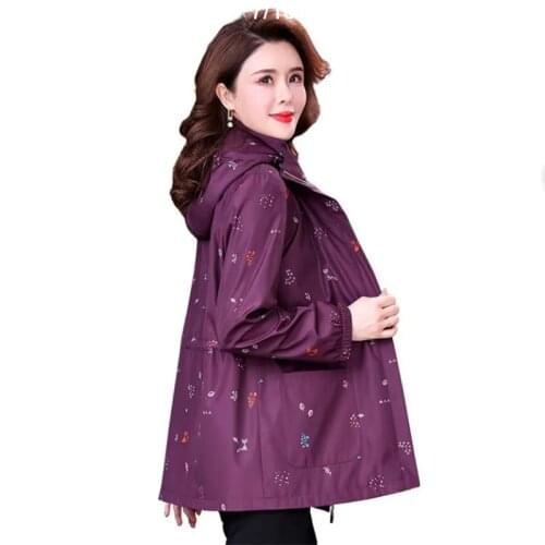 Large size 5XL Casual Windbreaker Hooded Outerwear 2021 New Middle-Aged Elderly Womens Jacket Spring Autumn Tops Female Coat