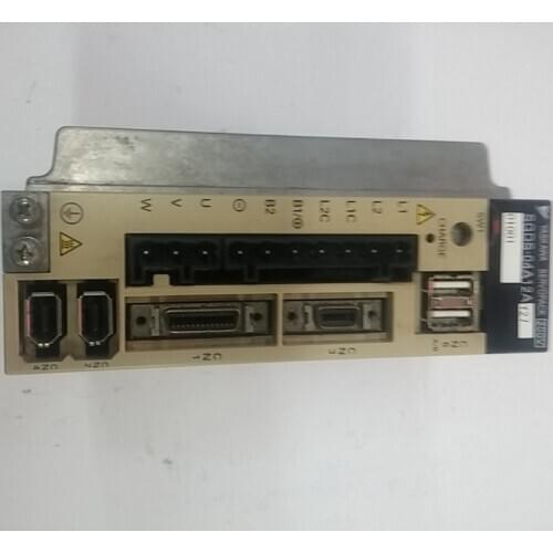 SGDS-04A12AY27 AC SERVO DRIVER SGDS-04A12AY27 USED 100% TESTED IN WORKING CONDITION