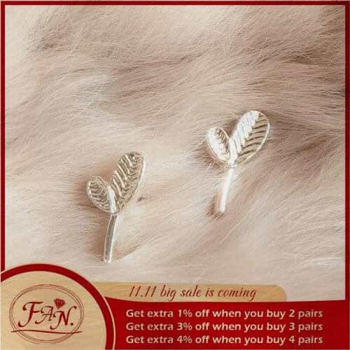 2021 New Trendy Hot Sale Amazing Cute Silver Color Leaves Style Small Fashion Stud Earrings Nice Quality Gift for Girls & Women