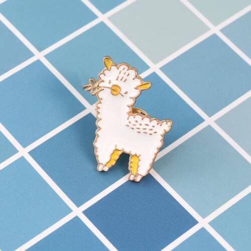 Cute sheep two sharp corners on the head brooch Carrying a grass White cotton wool Enamel pin for women kid gift party
