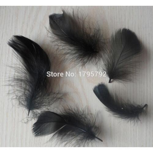Wholesale 25 pcs Black Color Small Floating Goose Feathers 5-8 cm Plumas For Earring Hat Dreamcatcher Crafts Decorations Plumes