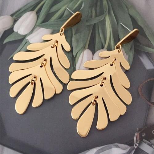 WOW Gorgeous Leaf Strand Gold Plating Drop Earrings For Women Classic Office Annniversary Decoration Jewelry Accessory