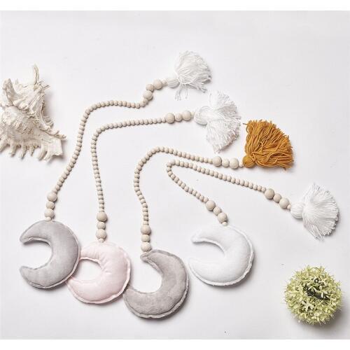 Beautiful Handmade Wood Beads With Moon Pendant Tent Kid Room Wall Haning Decorations Best Gifts For Baby Crib Decor Photo