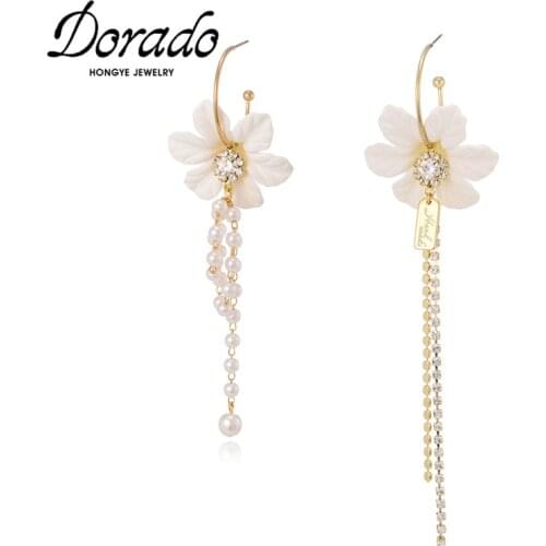 Dorado Fashion Flower Imitation Pearls Drop Earrings for Women Party Asymmetry Long Section Tassel Zircon Jewelry Brincos 2021