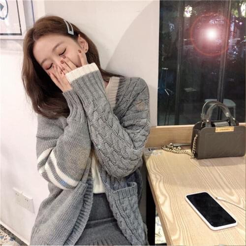 Woman Sweaters Autumn and Winter Knitted Cardigan Coat Womens Coat College Cardigan Sweater Women