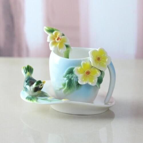3D Bone China Ceramic Drinkware Flower Birds Coffee Cups with Spoon Milk Breakfast Cup with Saucer Best Lovers Gift