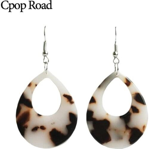 Cpop Whtie Leopard Hollow Acrylic Earrings for Women Fashion Dangle Water Drop Acetate Resin Leopard Earrings Resin Jewelry 2019