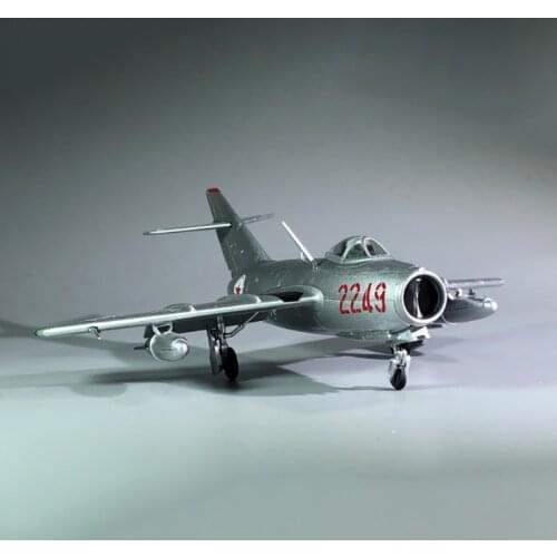 Diecast Alloy 1/72 Scale China Airforce J5 Mig 15 Fighter Air Force Aircraft Plane Model Toy Collectible Collection Gift Display