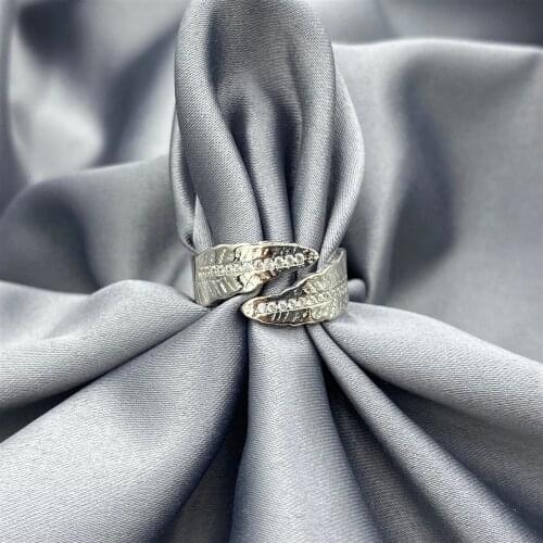 Rodhium Plated Zircon Leaf Ring