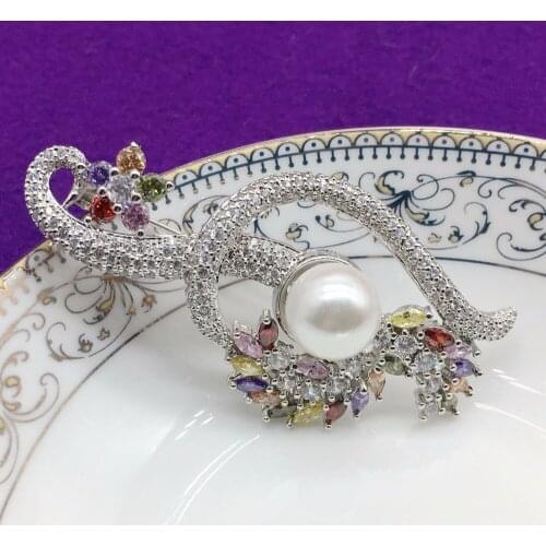 Micro zircon brooch string symbol pendant ladies zircon fluorescent pin women