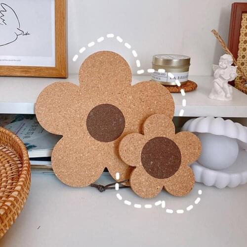 1PC Floral Shape Cup Coaster Reusable Heat Resistant Wood Hot Dishes Pad Kitchen Table Decor Pads 10cmx10cmx1cm / 18cmx18cmx1cm