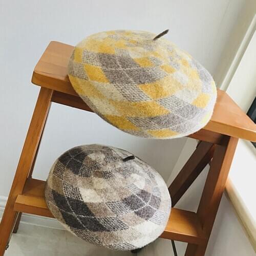 New fashion Warm Soft Wool Plaid Beret Hats Women Winter Hat Ladies Female French Berets Retro Painter Hat