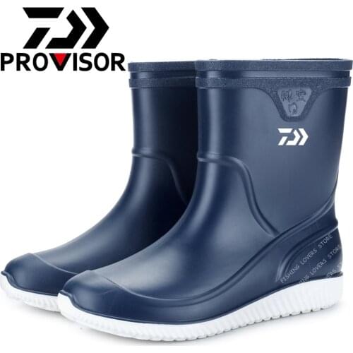 Daiwa Men Fishing Water Shoes Short tube wear-resistant non-slip rain boots Wading Hunting Waterproof Anti-skid Fishing Shoes