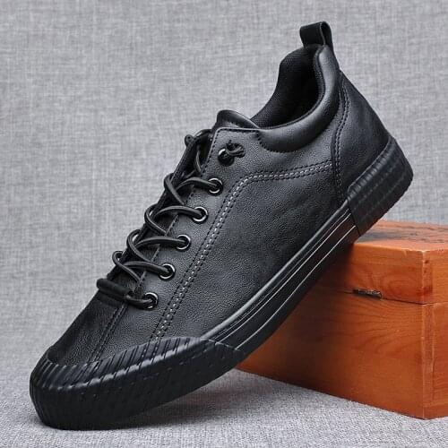 New Designer Men Leather Casual Shoes Spring Autumn Hot Fashion Lace-Up Loafers Trend Cool Leisure Flat Shoes