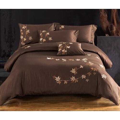 60S High Quality 4pieces Luxury Bedding Sets King Queen Size Embroidery Duvet Cover Bed Sheet wholesale and reatial