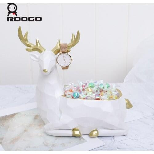 Roogo Decor Items