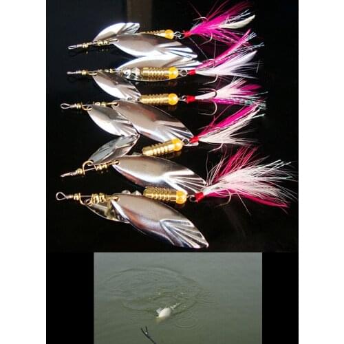 5.5g Bead colors random Spinners lure box For Perch Salmon Pike trout Fishing 10cm x 5cm x 2cm