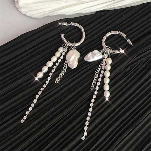 Fashion Jewelry Long Tassel Earrings for Women 2021 New Trendy Punk Imitation Pearl Earrings Vintage Metal Earrings 90s Gifts