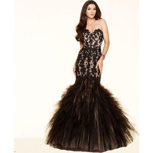 Black Vintage Lace Wrap Mermaid Gown Black Appliques Tulle Train Long Built in Bra Vestidos De Novia mother of the bride Dresses