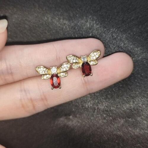 Fashion Cute Bee Stud Earrings Inlay Red Oval Cubic Zircon Exquisite Insect Jewelry For Women Engagement Birthday Gift Wholesale