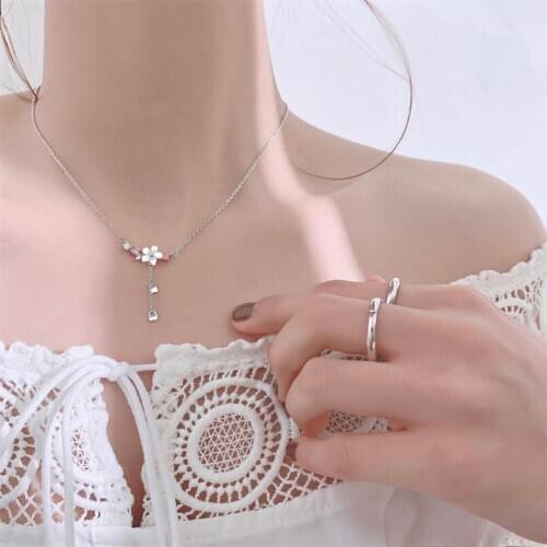 Popular in Korea Tender Temperament Shell Cherry Flower Long Tassel Necklace for Women Sweet Heart Clavicle Chain Necklace
