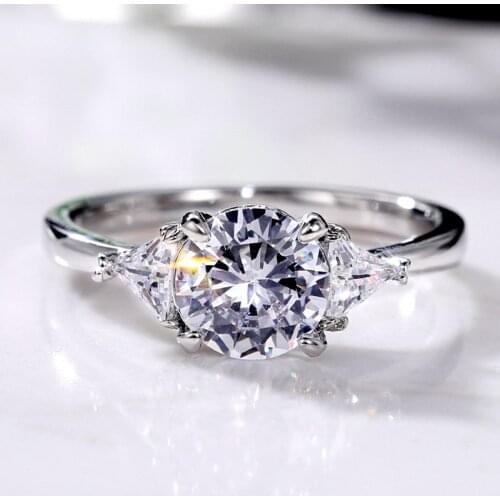 Huitan High-quality Silver Plated Wedding Rings Women Perfect Polished Brilliant Cubic Zirconia Anniversary Gift Fashion Jewelry