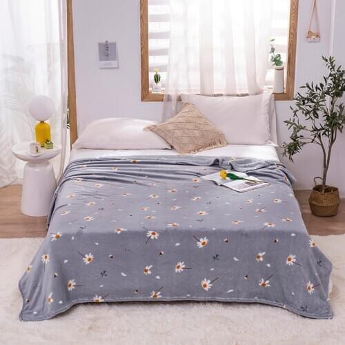 MLSSX flower bedspread blanket 200x230cm High Density Super Soft Flannel Blanket to on for the sofa/Bed/Car Portable Plaids