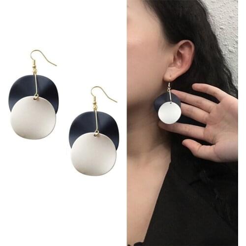 Big Resin Round Black White Slice Earrings Acrylic Contrast Geometric Disc Clip On Earrings Without Piercing for Women Brincos