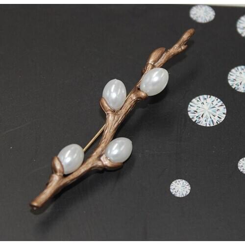 Vintage Handmade Freshwater Pearl Plum Blossom Flower Branches Brooches Pins Elegant Bouquet Brooch For Wedding Bride Jewelry