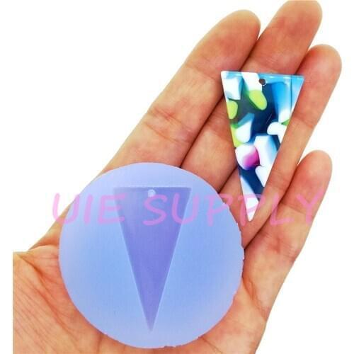 BYL473U 42.8mm x 23.2mm Triangle Earrings Necklace Silicone Mold Resin Jewelry Making Craft Fondant Cake Decoration FOOD SAFE