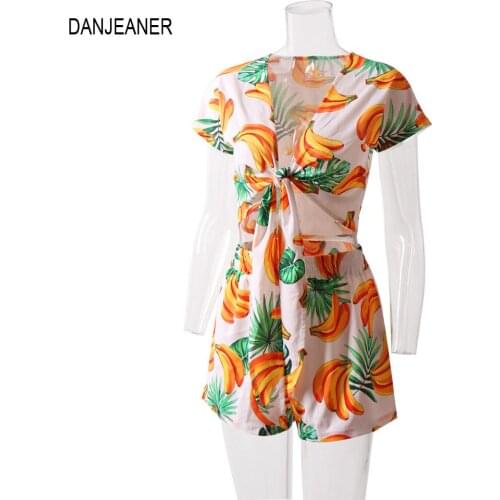 DANJEANER 2 Pieces Set Women V Neck Printed Short Sleeve Lace Up Crop Tops Camics & Mini Shorts Boho Suits Sets 2020 Summer