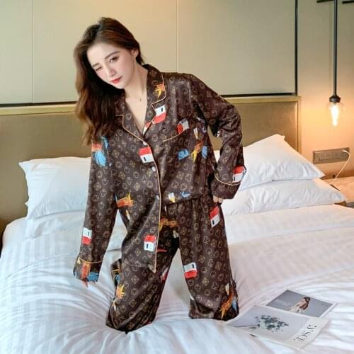 Autumn Womens Pajamas Set Poker Pattern Sleepwear Brown Color Long-sleeved Silk Like Nightie Luxury Home Clothes Nightwear Set