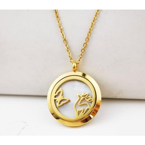 European and American retro fashion trendy men and women hollow flower butterfly clavicle chain pendant