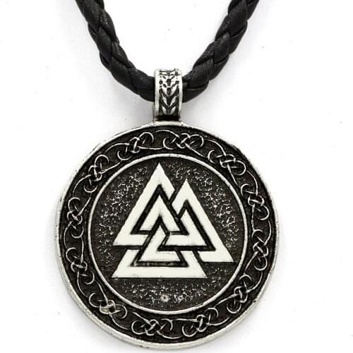 Exquisite metal carving religious Viking Celtic triangle knot round pendant mens necklace jewelry